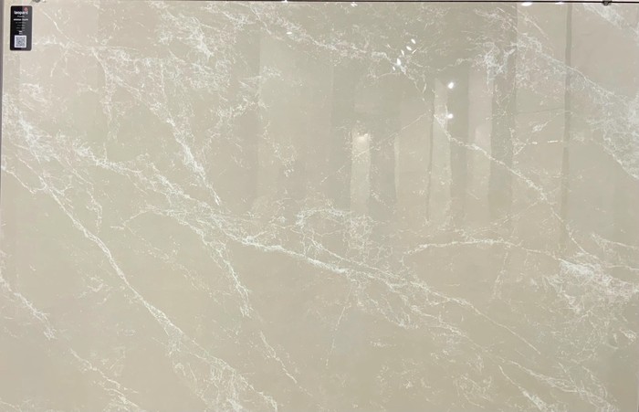 ARIANA TAUPE In a room