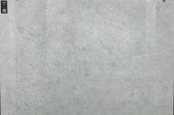TOKYO GREY In a room