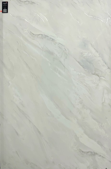 PEARL WHITE In a room