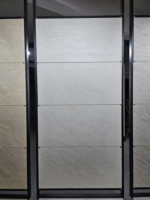 LINIAR_OVERA BIANCO DECORE In a room