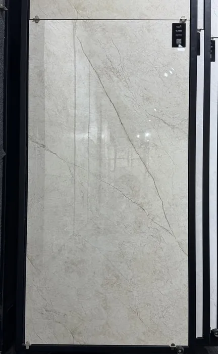 IC-16087 (AUSTIN BEIGE) In a room