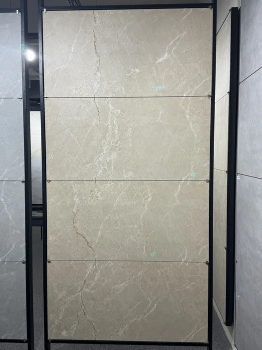 DG_PARSIAN BEIGE In a room