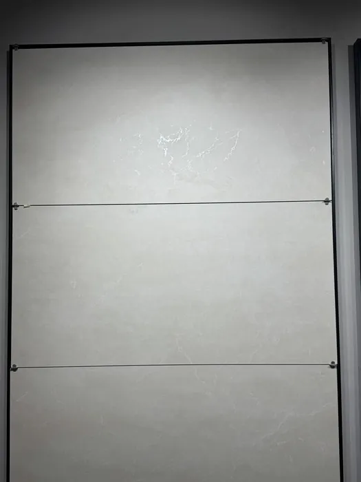 DG_SPERRO BEIGE In a room