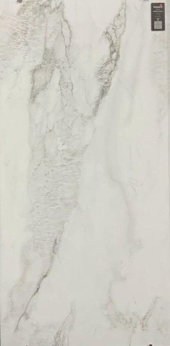 MARBLE WHITE In a room